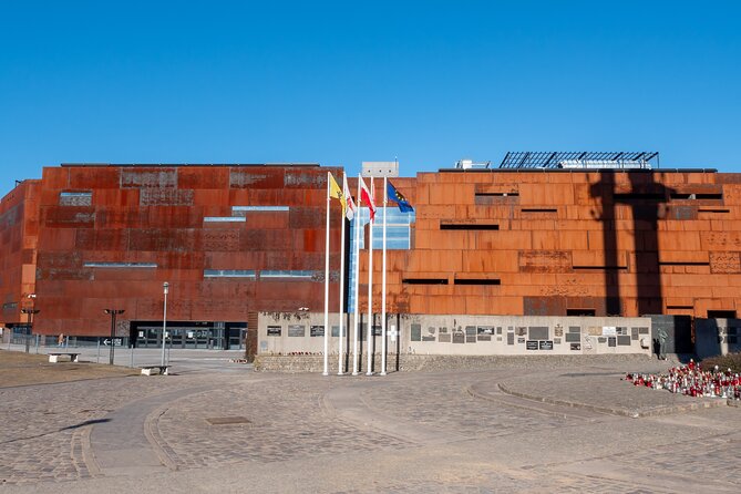 Gdansk: European Solidarity Centre Guided Tour - Solidarity’s ripple effect across Eastern Europe