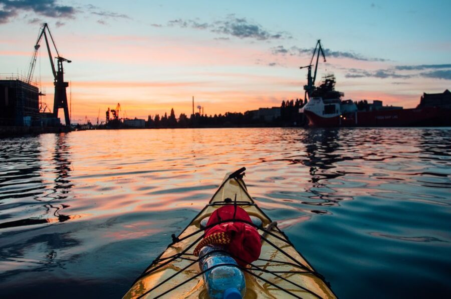 Gdańsk: Islands and Canals Private Kayak Tour - Guide Support Makes the Difference, from Technique to City Facts