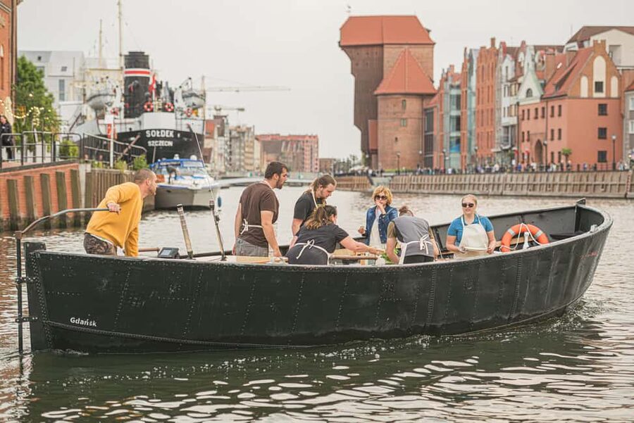 Gdańsk: Motława River Cruise with Pierogi Tasting - The Live Guide Experience: Stories That Make the View Stick