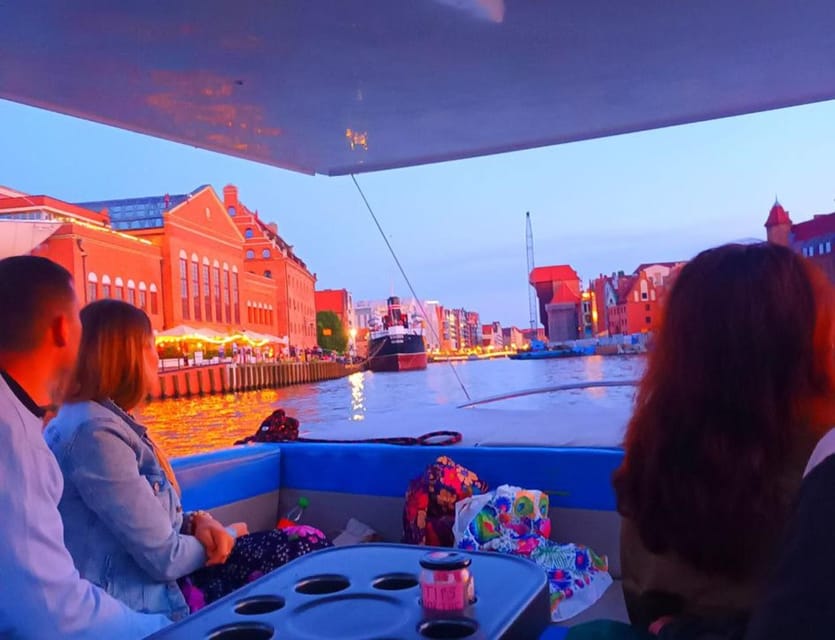 Gdańsk: Motława River Eco Cruise at Sunset with Prosecco - Old town sights along the water gates: St. Mary’s and Stragglers
