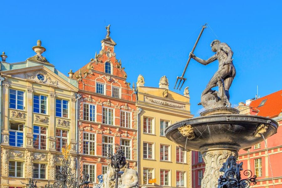 Gdansk Old Town 2-Hour Walking Tour - Price and logistics, what you are really paying for