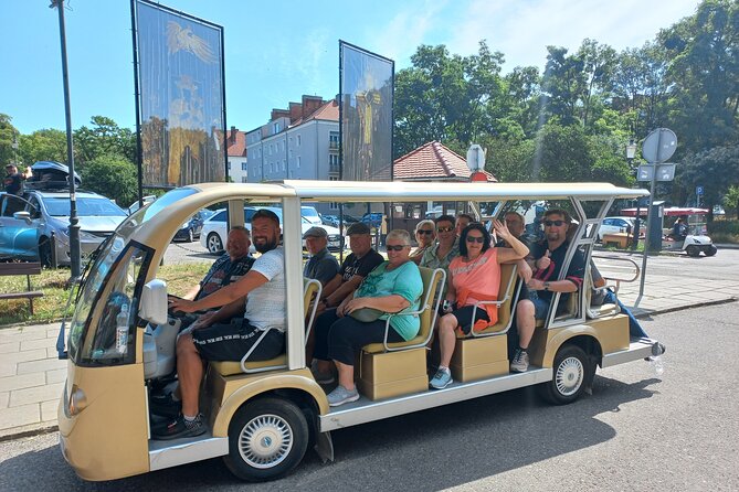 Gdansk: Private City Sightseeing Tour by Buggy/Cart LIVE GUIDED - Millennium tree, Sobieski monument, and the Bridge of Lovers