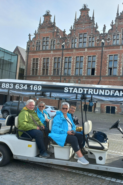 Gdansk: Private Top City Tour by Electric Cart & Live Guided - The guides: quick humor, real answers, and language options that matter