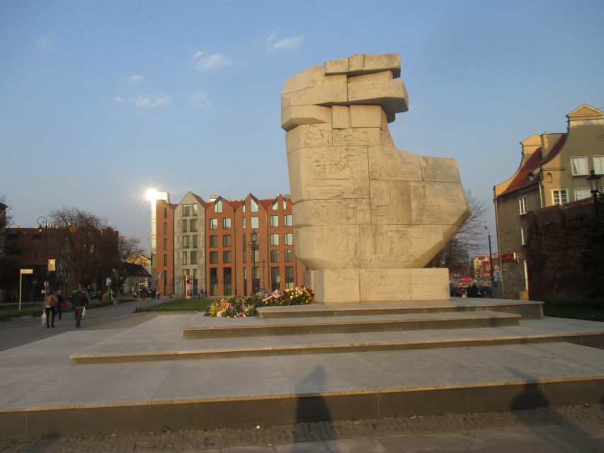 Gdansk Private WWII Tour with Museum of the Second World War - The guide you get, and how to make it count