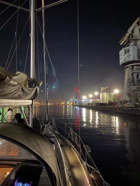 Gdansk: Scenic Evening Yacht Cruise with Welcome Drink - Premium Yachting: Comfort, Deck Choice, and Onboard Practicalities