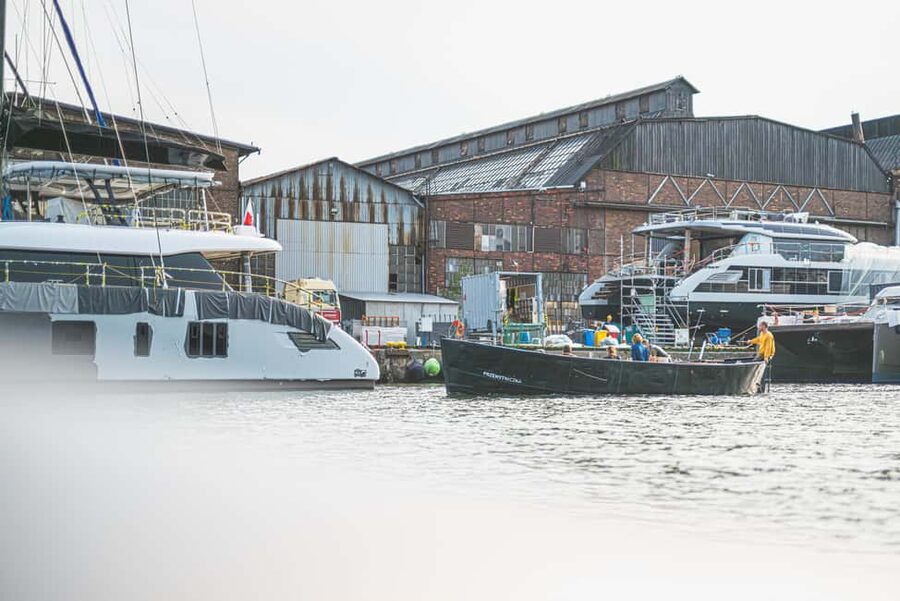 Gdańsk: Shipyard and Port Cruise with Pierogi Tasting - The Finish at the Port Panorama: Cranes and Containers as Your Backdrop