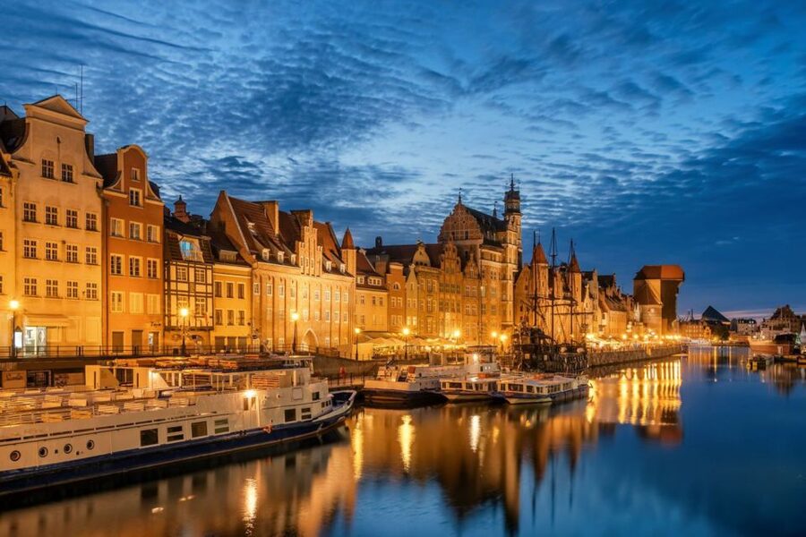 Gdansk: Small Group Walking Tour - Royal Road and Artus Court: the story in the middle of town