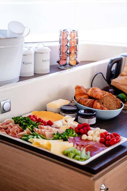 Gdansk/Sopot: Breakfast Cruise on a Catamaran - Who should book this breakfast cruise, and who might skip it