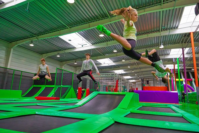 GOjump MEGAPARK Kraków-Sikorki - 1 hour Trampoline Park ticket - Your 1-hour GOjump session at MEGAPARK Sikorki, Krakow