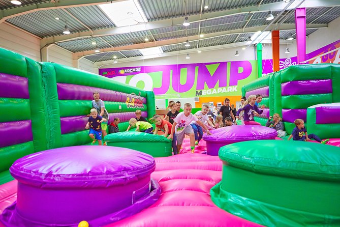GOjump MEGAPARK Kraków-Sikorki 1h ticket: GOair Inflatable Park - Safety reality check (and how to stack the odds)