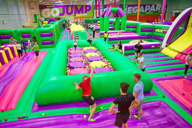 GOjump MEGAPARK Kraków-Sikorki 1h ticket: GOair Inflatable Park - Booking tips that make the hour feel longer