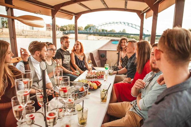 Gondola cruise The Vistula River Krakow private tour up to 12 person - How the English audio guide improves the ride