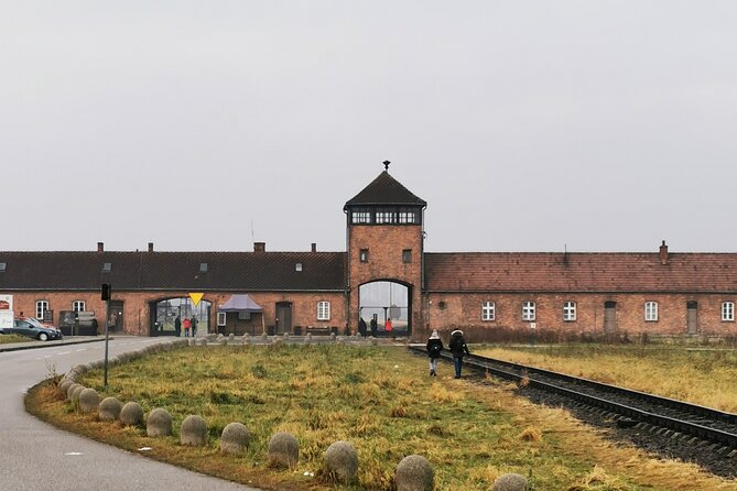 Guided Tour from Krakow to Auschwitz Birkenau with hotel pick up - Door-to-door pickup and the real reason entry times vary