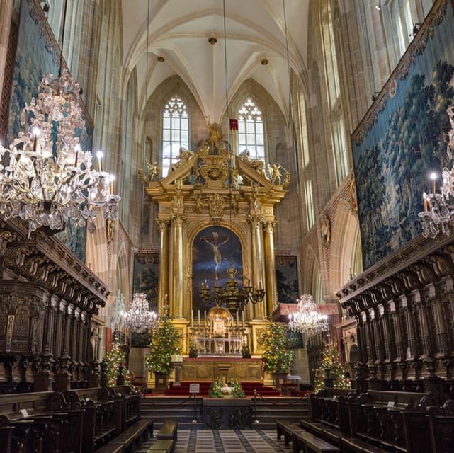 Guided Tour of the Wawel Castle & Cathedral in Cracow - Royal Castle State Rooms: where the Renaissance gets personal