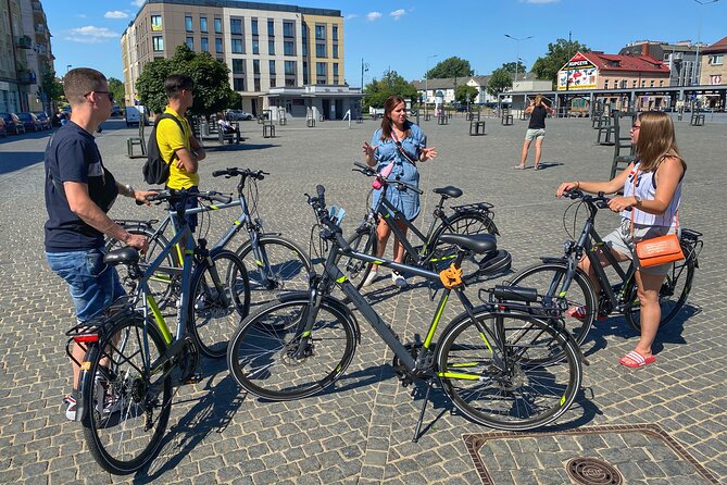 Hidden Krakow Bike Tour - Guides Matter: From Bram Hoffman to Nikki’s Storytelling