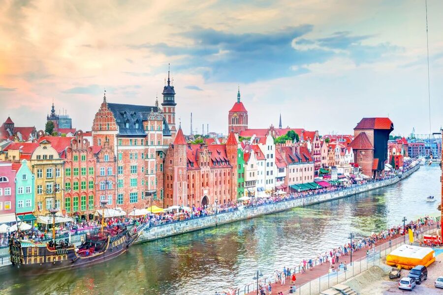 Highlights of Gdańsk, Gdynia and Sopot 1-day Private Tour - Gdańsk Old Town: Brick Gothic, Maritime Symbols, and the Motława River