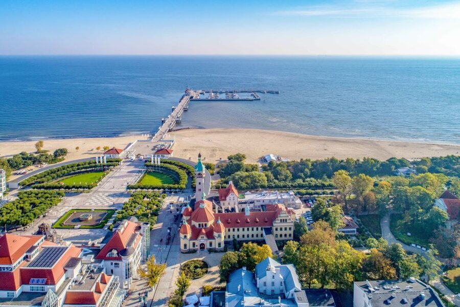 Highlights of Gdańsk, Gdynia and Sopot 1-day Private Tour - Gdynia: Port Murals, Kościuszki Square, and Naval Ship Museums