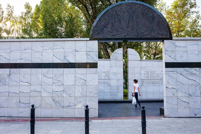 Jewish Heritage and Holocaust Memorial Tour of the Former Ghetto - Mordechaja Anielewicza bunker memorial, the Uprising headquarters place