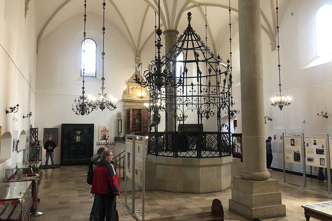 Jewish Krakow Private Tour. Personalities, Art and Food - Personalities, art, and food: how the guide turns Krakow into a story