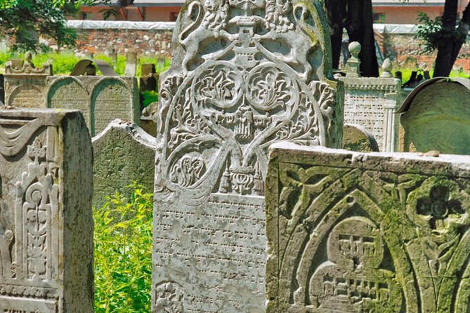 Jewish Quarter Kazimierz and Schindler's Factory Guided Tour - Should you book this Kazimierz and Schindler tour?