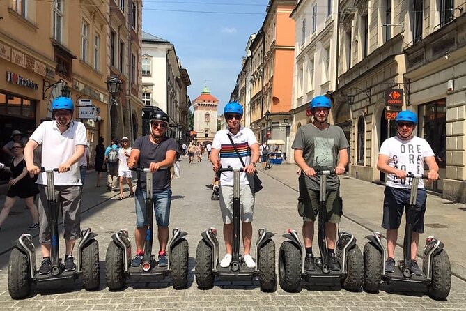 Jewish Quarter (Kazimierz) Segway Tour in Krakow - Meeting at Wiślna 4: helmets, training, and first turns