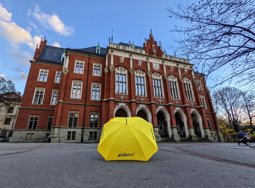 Krakauer old town tour - The Royal Route and Krakow’s main market theater