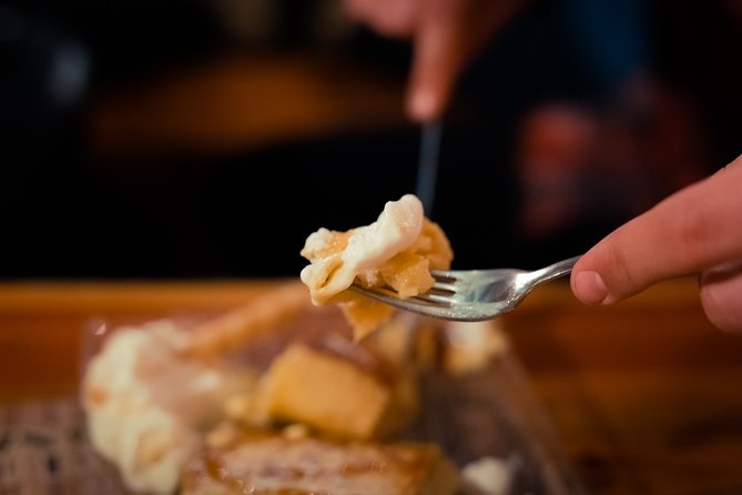 Krakow: 6-Course Full Polish Food & Vodka Tour - Vodka tasting of four traditional vodkas, and how to enjoy it