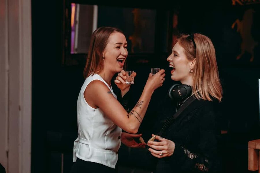 Krakow: 6 pm Tipsy Bar Tour With Karaoke+Twist (Thu-Fri-Sat) - Who this Krakow Tipsy Bar Tour fits best, and who should skip