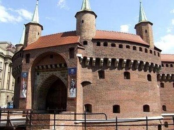 Krakow: A Magical Walking Tour of the Old City - 120 min - Key highlights at a glance