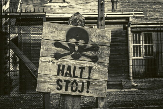 Krakow and Auschwitz Small Group Tour from Warsaw with Lunch - A very early start from Warsaw, and why it matters
