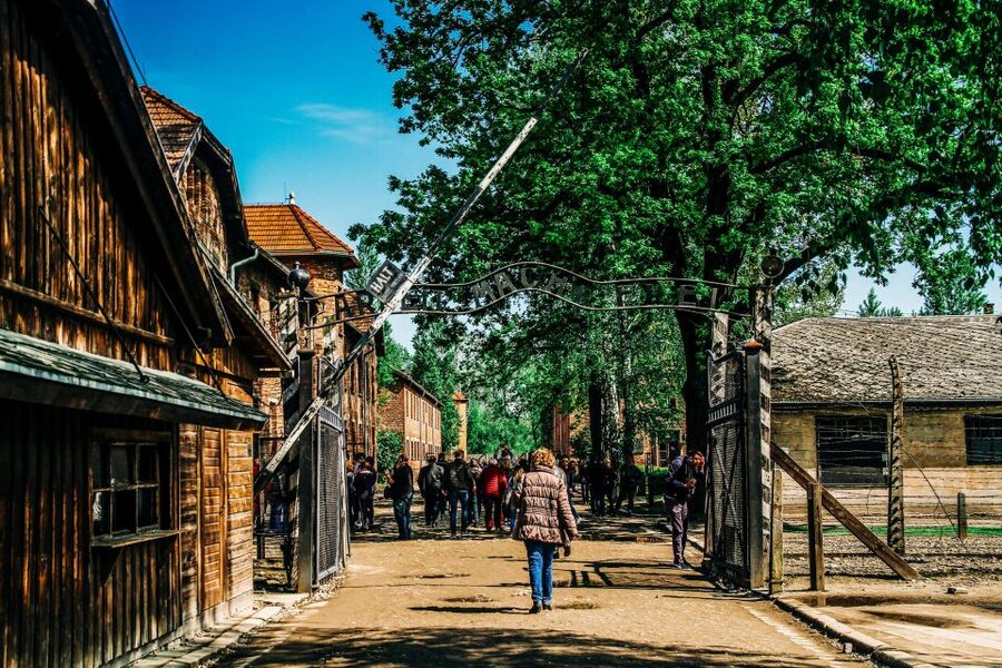 Krakow: Auschwitz-Birkenau Live Guided Tour & Hotel Pickup - FAQ