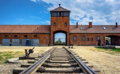 Auschwitz Guided Tour with Optional Hotel Pickup
