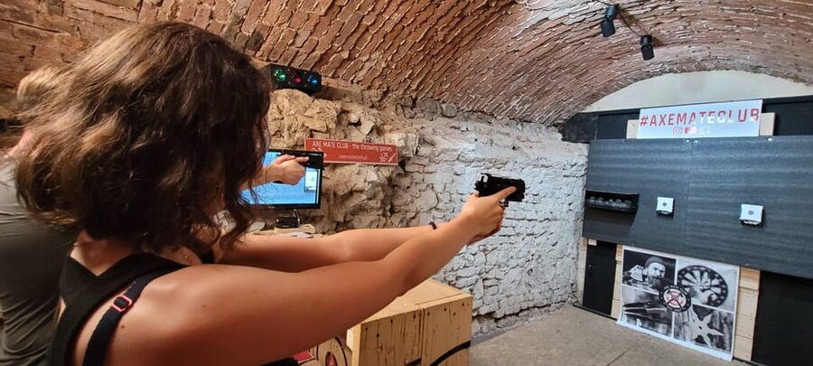 Krakow: Axe Mate Club Shooting Range Entry Ticket - Entering Axe Mate Club in the Old Kazimierz Neighborhood