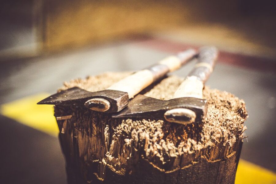 Kraków: Axe-Throwing in Axe Nation, the First Club in Europe - Polish champions and trick shots when you’re ready