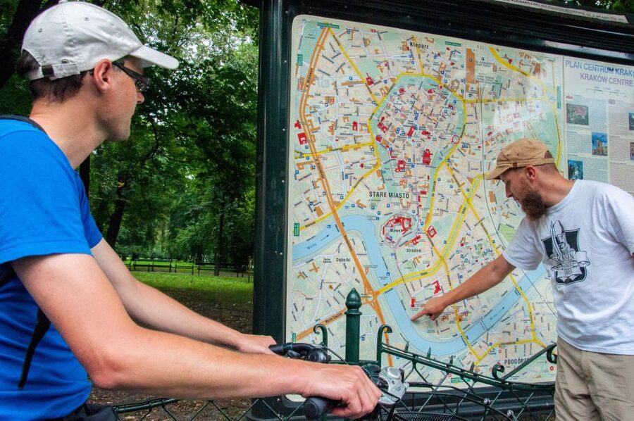 Krakow: Bike Tour of Old Town, Jewish Quarter and the Ghetto - Schindler’s List Passage and the 30-minute break you actually need