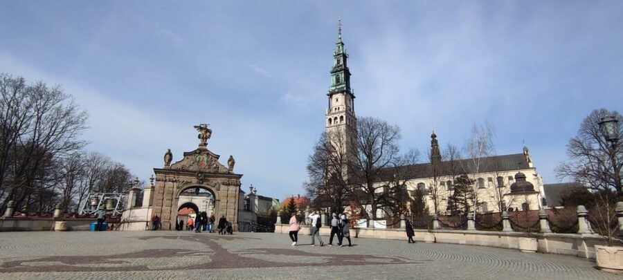 Krakow: Black Madonna Sanctuary of Czestochowa - Guided Tour - Price and Value: What You Get for Around $93