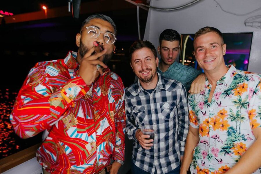Krakow: Boat Party with Unlimited Drinks - Magic on the Boat and Photo Booth Timing You Should Not Ignore