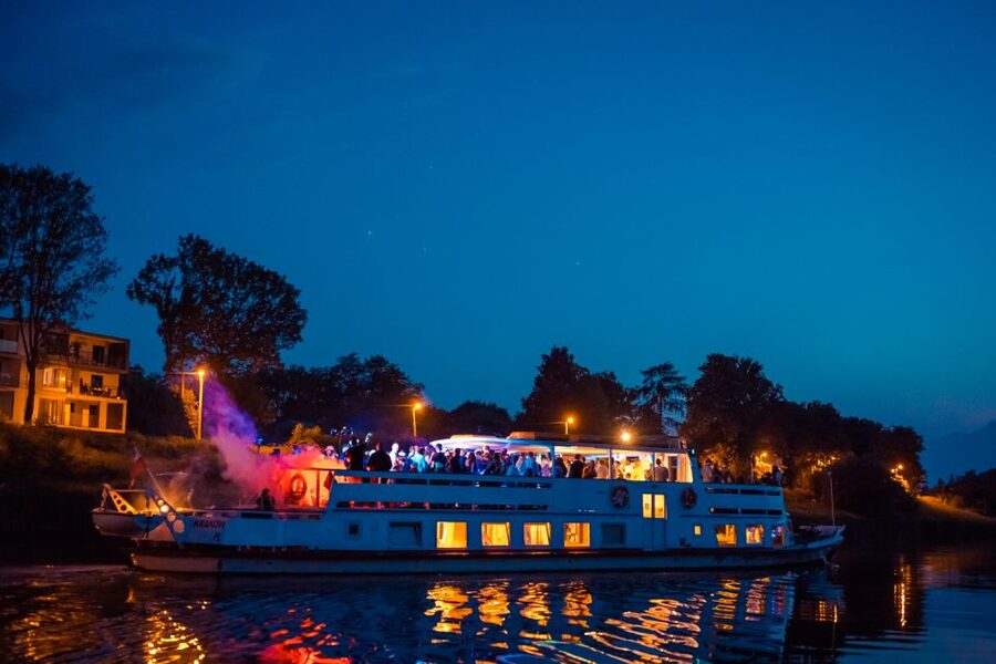 Krakow: Boat Party with Unlimited Drinks - After the Cruise: VIP Club Entry and a 3-Stop Night Out
