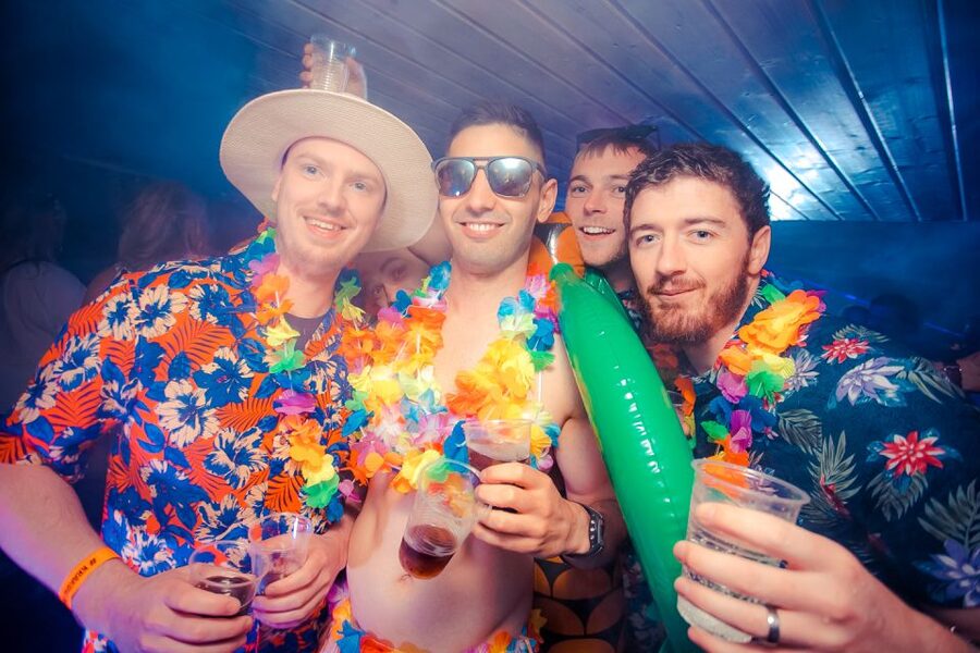 Krakow: Boat Party with Unlimited Drinks - Who This Party Boat Suits Best