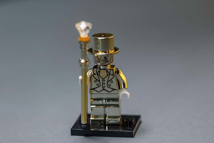 Krakow: Bricks & Figs Museum Entry Ticket - The 14,000 Minifigures Display: How to See a Huge Collection Without Burning Out