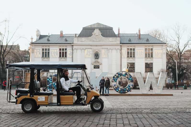 Krakow: City Sightseeing Tour by Golf Cart - Why a golf cart is a smart way to see Krakow fast