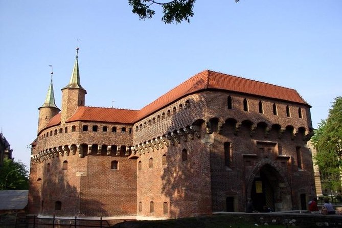 Krakow city tour by electric car - Price and value: is $22.88 for 2 hours a good deal?