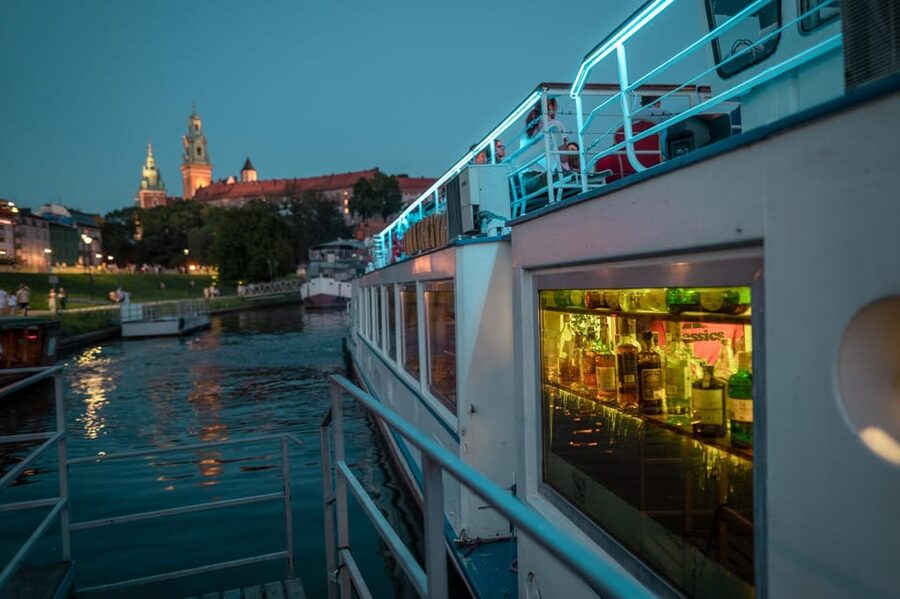 Kraków: Evening or Night River Cruise - Where Kapitan Victor Picks You Up by Wawel