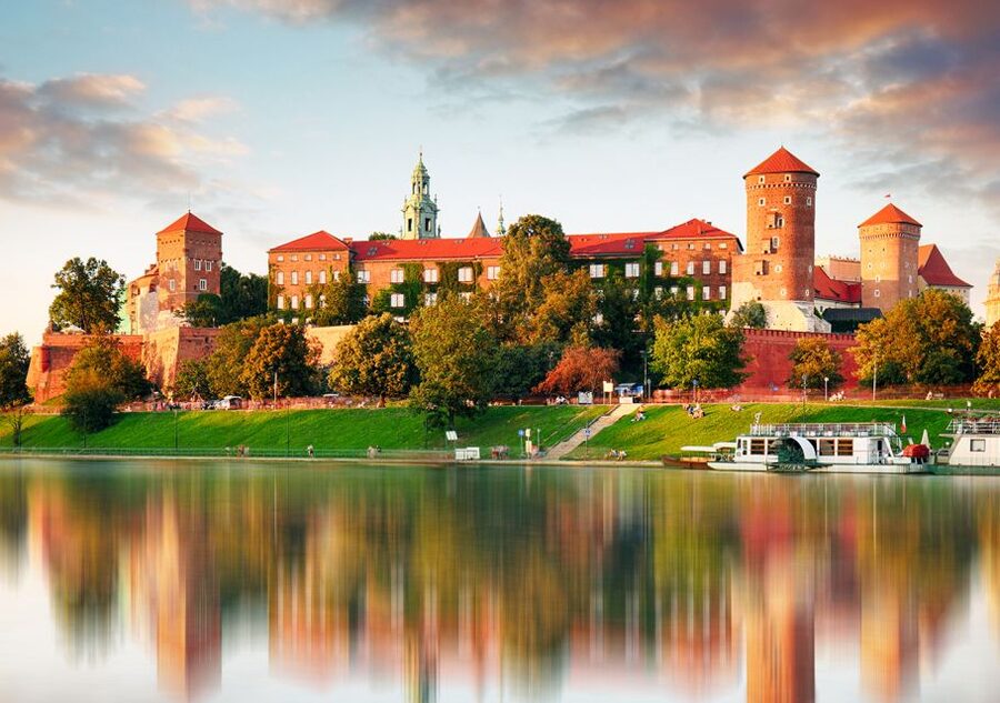 Krakow: Guided Old Town Tour - St. Mary’s Basilica, The Stop You Will Keep Thinking About