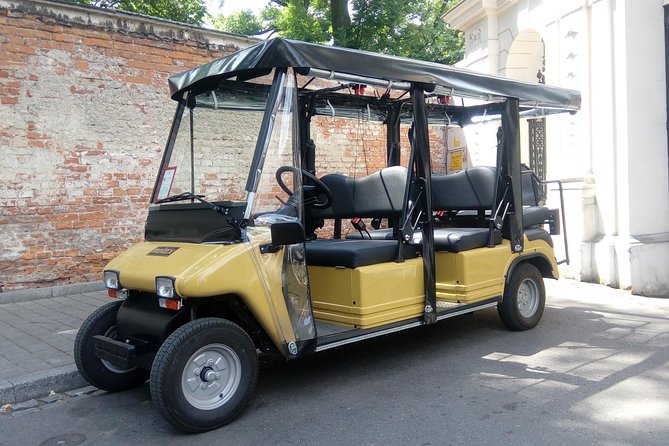Krakow: Guided Sightseeing Tour by golf cart/buggy - Wawel Castle and Cathedral: The Royal Heart