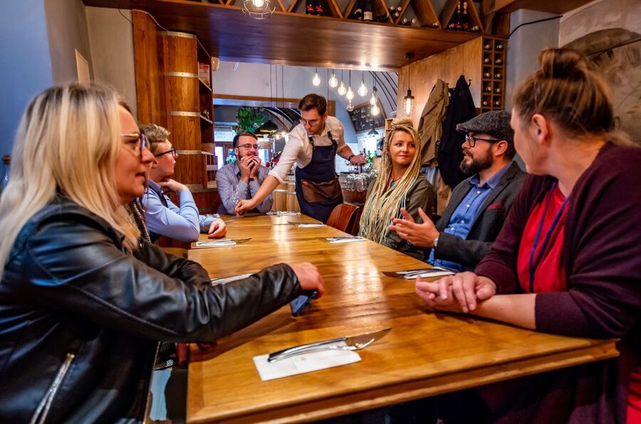 Krakow: Guided Wine Bar Tour with Tastings and Snacks - Key highlights you should care about