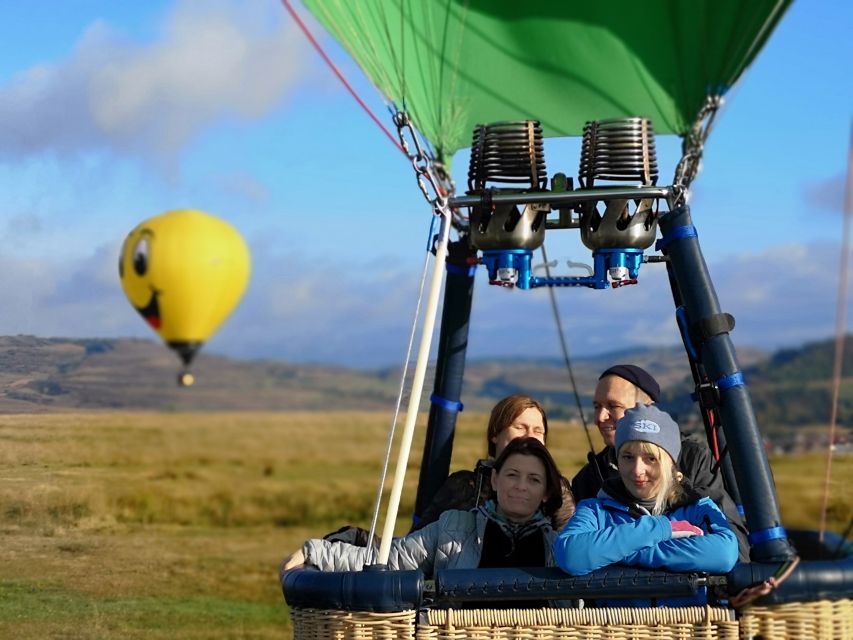 Kraków: Hot Air Balloon Flight with Champagne - The Flight Experience: About One Hour of Real, Still-World Views