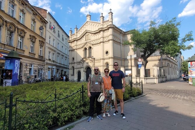 Krakow Jewish District Private Tour. Kazimierz and Jewish Ghetto - The Walking Pace: 2.5 Hours That Actually Feel Manageable