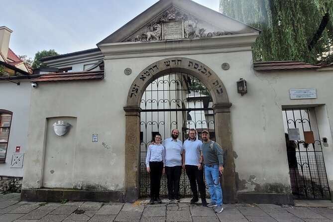 Krakow Jewish District Private Tour. Kazimierz and Jewish Ghetto - Stop by Stop: Wolf Popper Synagogue to Szeroka Street