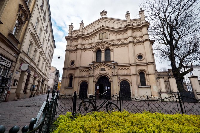 Krakow Jewish District Private Tour. Kazimierz and Jewish Ghetto - Getting Your Bearings in Kazimierz, Without Turning It Into a Checklist
